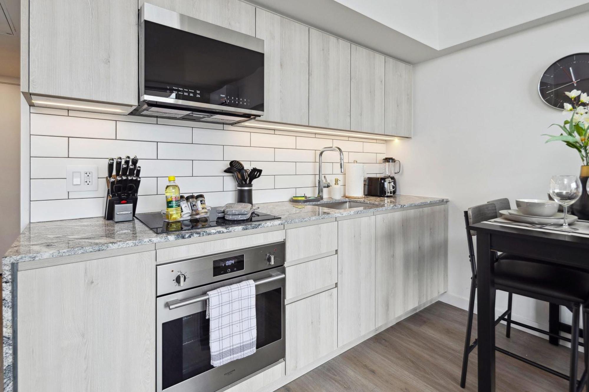 Brand New City Apt In Downtown Vancouver Ngoại thất bức ảnh